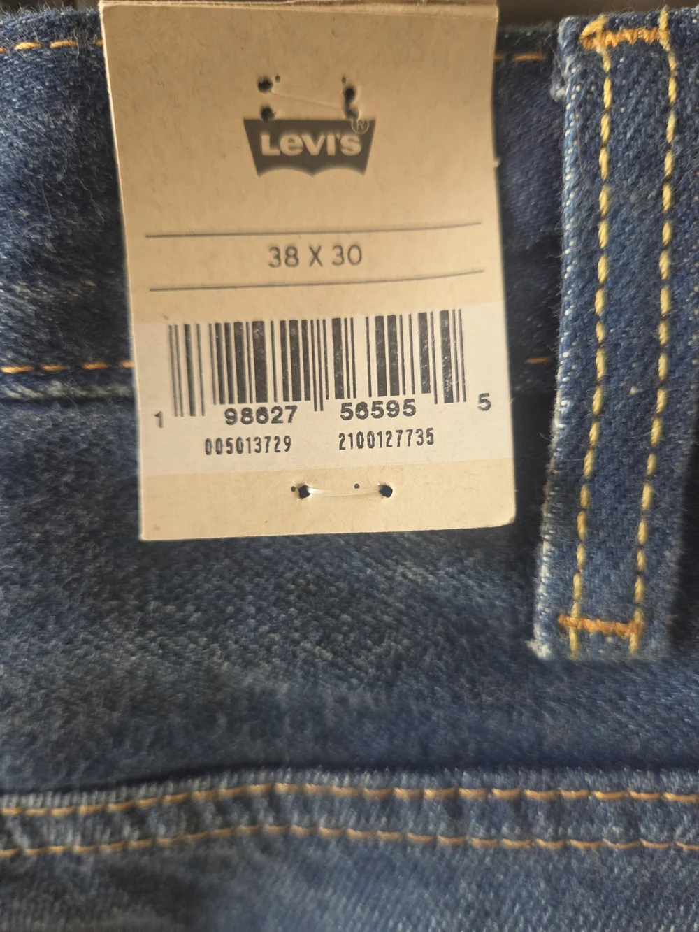 NWT Levi's Men's Straight Jeans in Washed Blue Denim